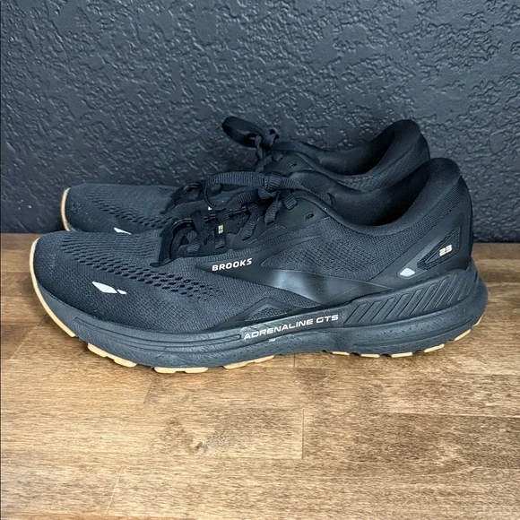 Brooks Women’s Black Adrenaline Running Shoes Size 10.5 - Picture 5 of 8